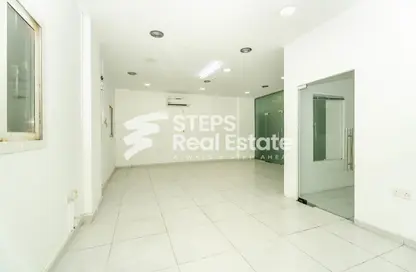 Office Space - Studio - 1 Bathroom for rent in Bu Hamour Street - Abu Hamour - Doha Office Space - Studio - 1 Bathroom for rent in Bu Hamour Street - Abu Hamour - Doha
