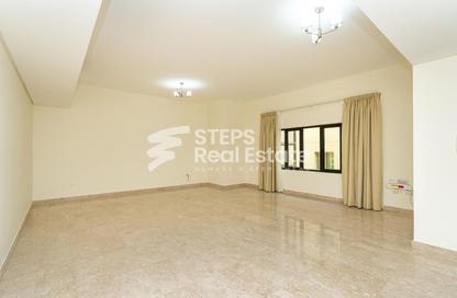 Apartment - 2 - 2 for rent in Al Mansoura - Al Mansoura - Doha