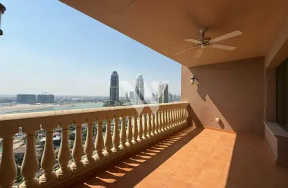 Apartment - 3 Bedrooms - 4 Bathrooms for rent in East Porto Drive - Porto Arabia - The Pearl Island - Doha