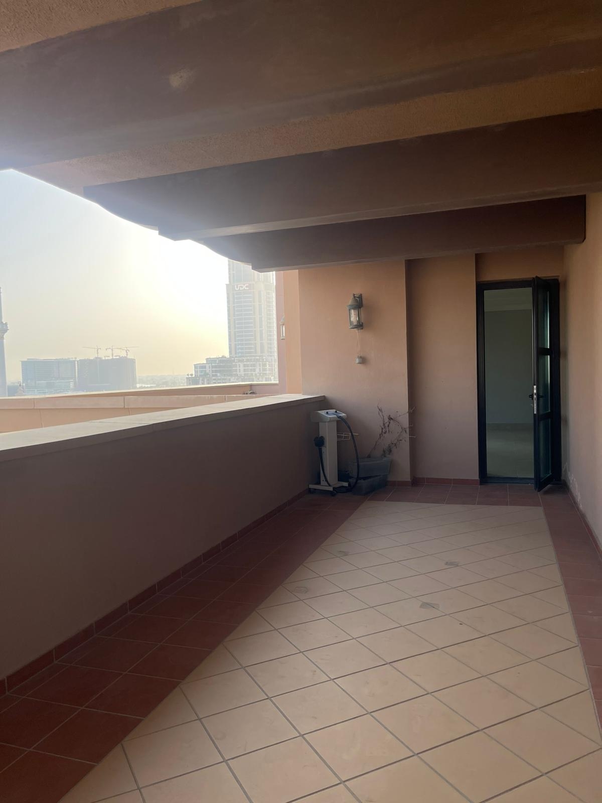 MARINA VIEW 3BEDROOM PLUS MAID WITH BIG BALCONY thumbnail 21