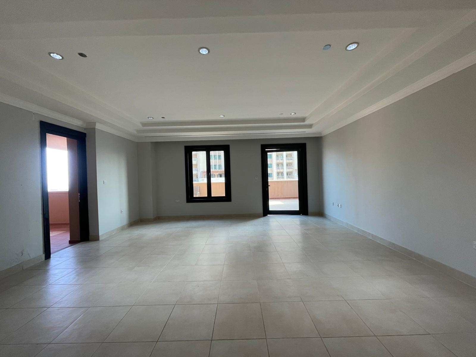 MARINA VIEW 3BEDROOM PLUS MAID WITH BIG BALCONY thumbnail 14
