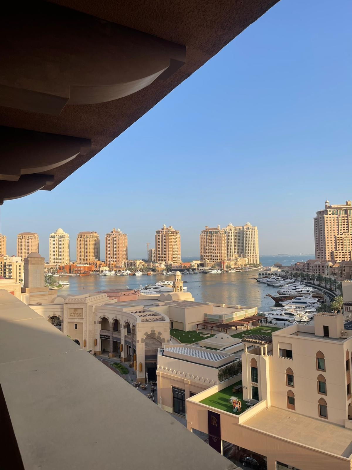 MARINA VIEW 3BEDROOM PLUS MAID WITH BIG BALCONY thumbnail 22