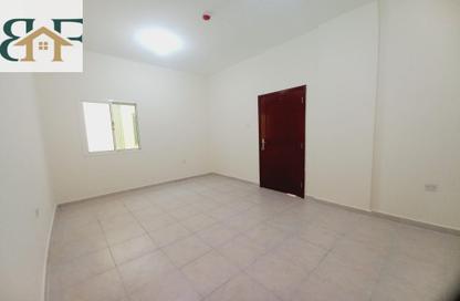 Apartment - 3 Bedrooms - 3 Bathrooms for rent in Al Mansoura - Al Mansoura - Doha