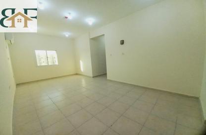 Apartment - 3 Bedrooms - 3 Bathrooms for rent in Al Mansoura - Al Mansoura - Doha