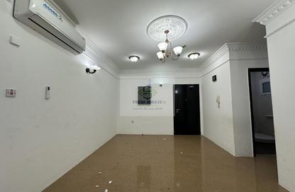 Apartment - 1 - 1 for rent in Umm Ghwailina Comm - Umm Ghuwalina - Umm Ghuwailina - Doha