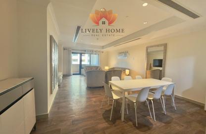 Apartment - 1 - 2 for rent in West Porto Drive - Porto Arabia - The Pearl Island - Doha