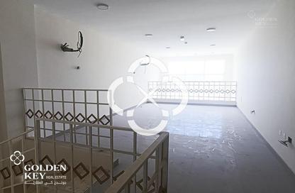 Shop - Studio for rent in East Industrial Street - Birkat Al Awamer - Al Wakra
