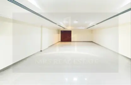 Apartment - 5 Bedrooms - 4 Bathrooms for rent in Old Airport Residential Apartments - Old Airport Road - Doha