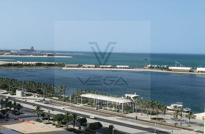 Apartment - 2 Bedrooms - 3 Bathrooms for sale in Marina 9 Residences - Marina District - Lusail