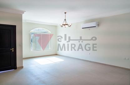 Villa - 5 - 4 for rent in Street 871 - Al Duhail South - Al Duhail - Doha