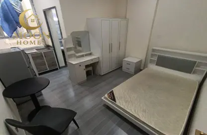 Apartment - Studio - 1 Bathroom for rent in Umm Ghuwailina 4 - Umm Ghuwailina - Doha