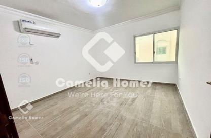 Villa - 5 Bedrooms - 5 Bathrooms for rent in Al Gharrafa - Al Gharrafa - Doha