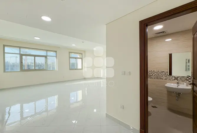 63701201 - Property Image 3