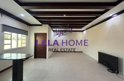Apartment - Studio - 1 Bathroom for rent in Legtaifiya Lagoon - West Bay - Doha Apartment - Studio - 1 Bathroom for rent in Legtaifiya Lagoon - West Bay - Doha