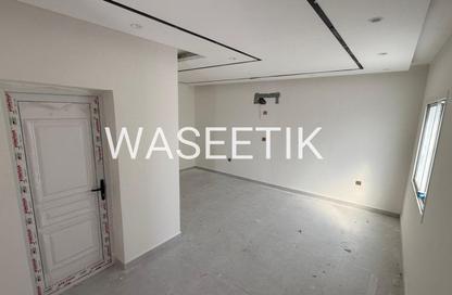 Villa - 5 Bedrooms - 5 Bathrooms for rent in Ain Khaled Villas - Ain Khaled - Doha Villa - 5 Bedrooms - 5 Bathrooms for rent in Ain Khaled Villas - Ain Khaled - Doha