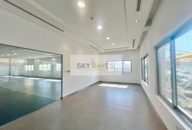 988291 - Property Image 3