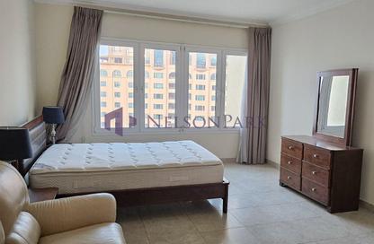 Apartment - 2 Bedrooms - 3 Bathrooms for rent in West Porto Drive - Porto Arabia - The Pearl Island - Doha Apartment - 2 Bedrooms - 3 Bathrooms for rent in West Porto Drive - Porto Arabia - The Pearl Island - Doha