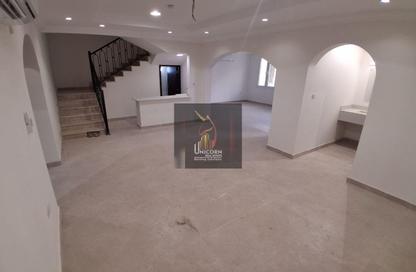 Compound - 6 Bedrooms - 7 Bathrooms for rent in Wadi Al Markh - Muraikh - AlMuraikh - Doha