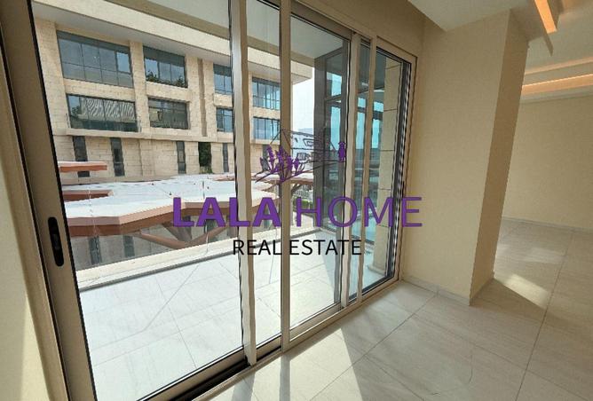 60836146 - Property Image 3