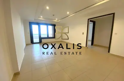 Apartment - 1 Bedroom - 2 Bathrooms for rent in Tower 18 - Porto Arabia - The Pearl Island - Doha