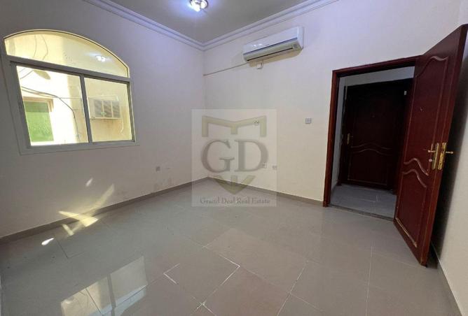 51998572 - Property Image 2