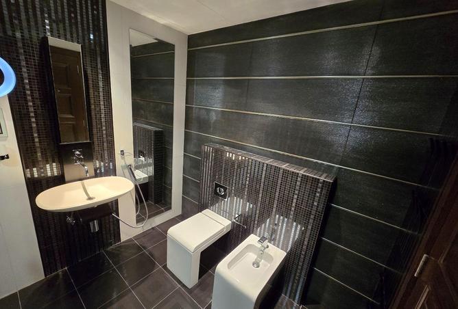 53004530 - Property Image 3