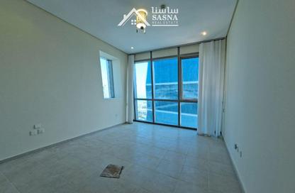 Apartment - 2 - 4 for sale in Zig Zag Tower B - Zig Zag Towers - West Bay - Doha