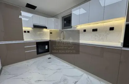 Apartment - 2 Bedrooms - 2 Bathrooms for rent in Al Waab Street - Al Waab - Doha