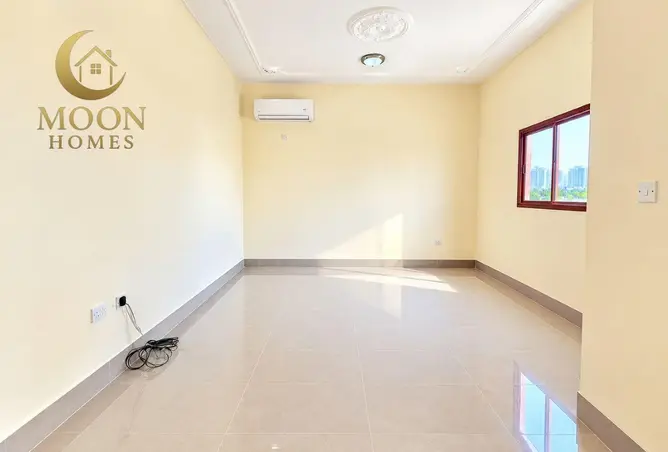 63808121 - Property Image 3
