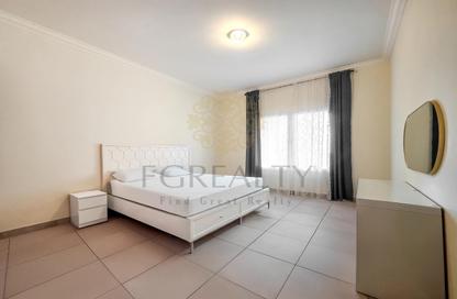 Apartment - 1 - 2 for sale in West Porto Drive - Porto Arabia - The Pearl Island - Doha