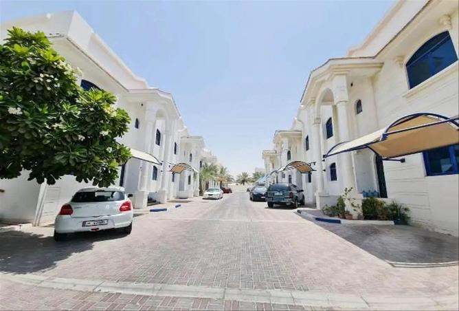 61225362 - Property Image 2