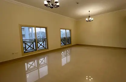 شقة - 3 غرف نوم - 3 حمامات للايجار في بياتزا  2 - بياتزا - فوكس هيلز - الوسيل