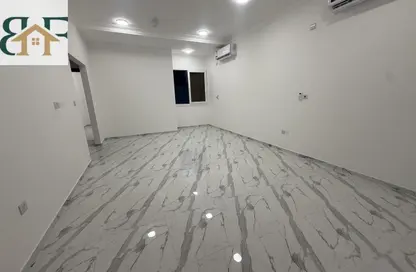 Apartment - 2 Bedrooms - 2 Bathrooms for rent in Madinat Khalifa South - Madinat Khalifa - Doha