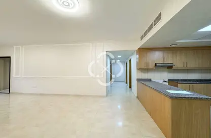 Apartment - 3 Bedrooms - 5 Bathrooms for rent in Piazza 1 - La Piazza - Fox Hills - Lusail