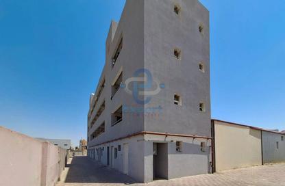 Labor Camp - Studio - 3 Bathrooms for rent in Industrial Area 2 - Industrial Area - Industrial Area - Doha