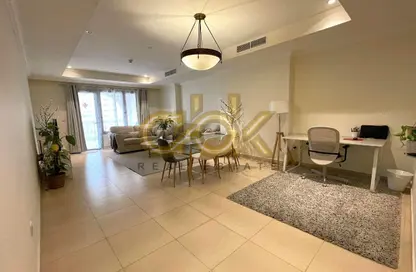 Apartment - 1 Bedroom - 2 Bathrooms for rent in East Porto Drive - Porto Arabia - The Pearl Island - Doha