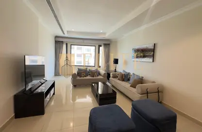 Apartment - 1 Bedroom - 3 Bathrooms for rent in West Porto Drive - Porto Arabia - The Pearl Island - Doha
