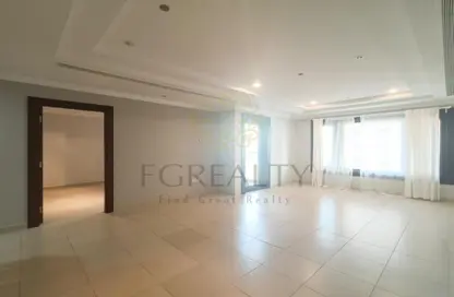 Apartment - 1 Bedroom - 2 Bathrooms for sale in East Porto Drive - Porto Arabia - The Pearl Island - Doha