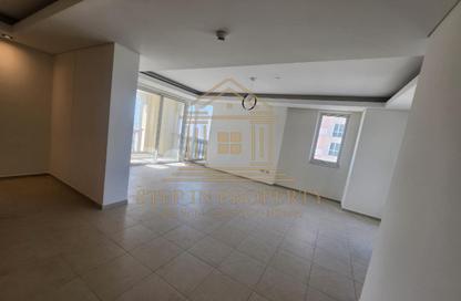 Apartment - 2 Bedrooms - 3 Bathrooms for rent in Viva Central - Viva Bahriyah - The Pearl Island - Doha Apartment - 2 Bedrooms - 3 Bathrooms for rent in Viva Central - Viva Bahriyah - The Pearl Island - Doha
