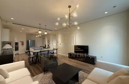 Apartment - 2 Bedrooms - 4 Bathrooms for rent in Floresta Gardens - Floresta Gardens - The Pearl Island - Doha