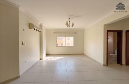 Apartment - 2 Bedrooms - 2 Bathrooms for rent in Al Mansoura - Al Mansoura - Doha