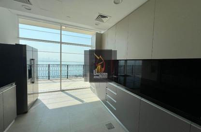 Penthouse - 3 Bedrooms - 4 Bathrooms for rent in Floresta Gardens - Floresta Gardens - The Pearl Island - Doha Penthouse - 3 Bedrooms - 4 Bathrooms for rent in Floresta Gardens - Floresta Gardens - The Pearl Island - Doha