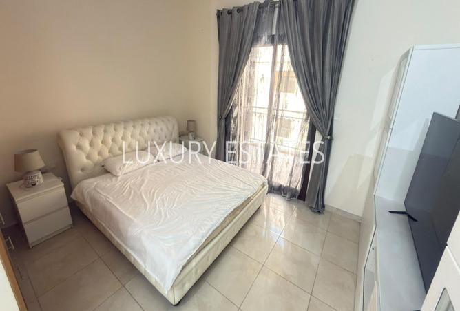 56413633 - Property Main Image