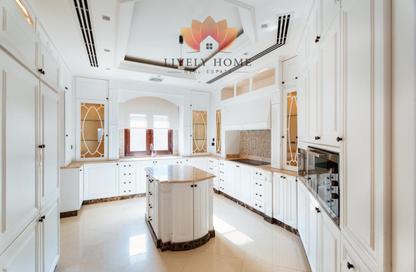 Villa - 5 - 6 for rent in Duhail Villas - Al Duhail - Doha