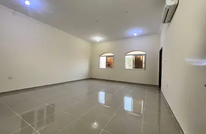 شقة - غرفة نوم - 1 حمام للايجار في شارع النعيجة - غرب الهلال - الهلال - الدوحة