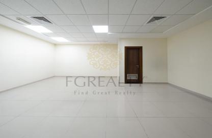 Office Space - Studio - 2 Bathrooms for rent in Fereej Bin Mahmoud South - Fereej Bin Mahmoud - Doha