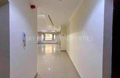 Apartment - 1 Bedroom - 2 Bathrooms for rent in Porto Arabia - The Pearl Island - Doha