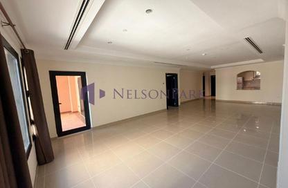 Apartment - 1 Bedroom - 2 Bathrooms for rent in Porto Arabia Townhouses - Porto Arabia - The Pearl Island - Doha