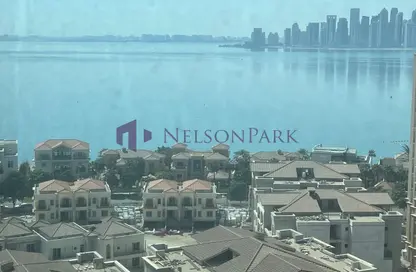 Apartment - 2 Bedrooms - 2 Bathrooms for rent in Tower 28 - Porto Arabia - The Pearl Island - Doha