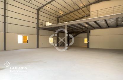 Warehouse - Studio - 1 for rent in East Industrial Street - Birkat Al Awamer - Al Wakra